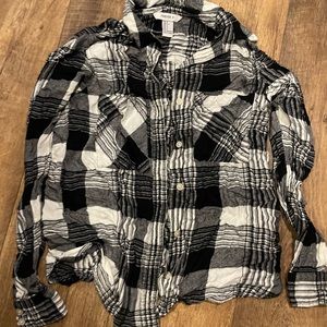 Forever 21 small black and white flannel